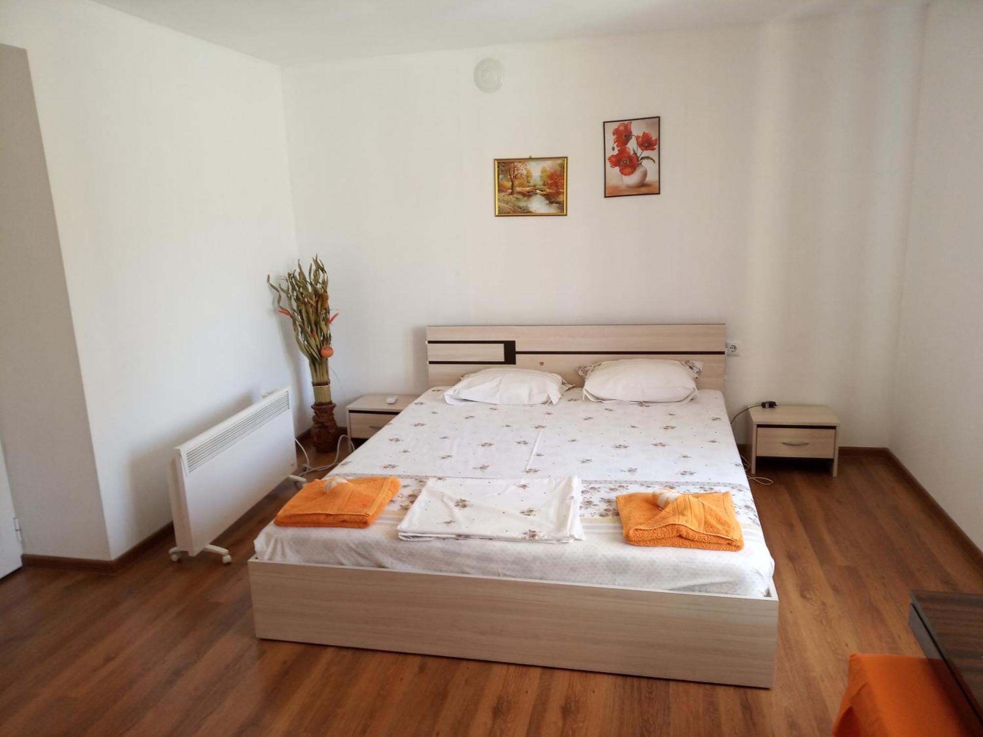 Divna Guest House Krusuna Kültér fotó